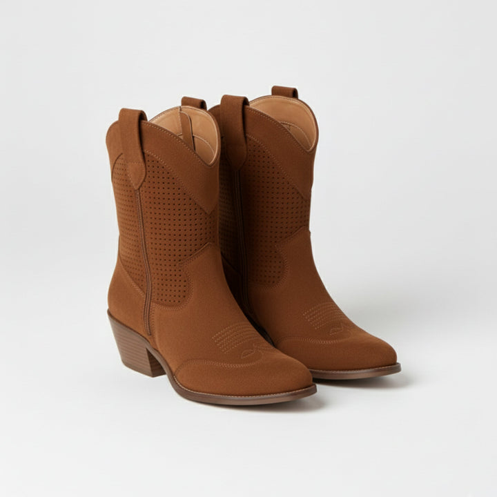 Women’s Lace-Up Ankle Boots – Block Heel & Trendy Design