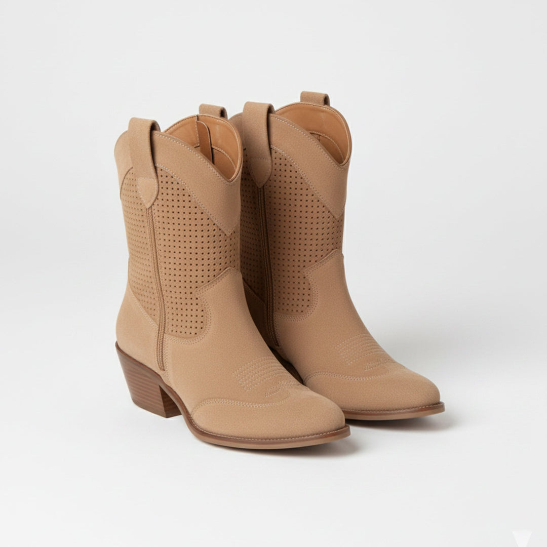 Women’s Lace-Up Ankle Boots – Block Heel & Trendy Design